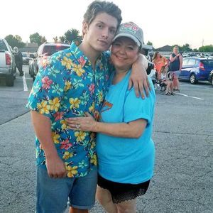 Meet your Posher, Logan